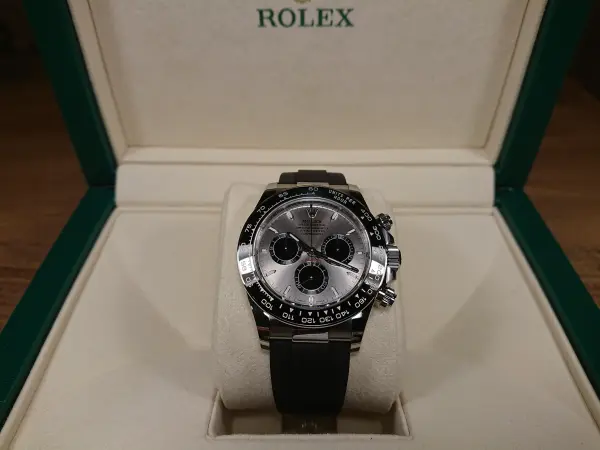 ROLEX DAYTONA COSMOGRAPH PLATİNUM