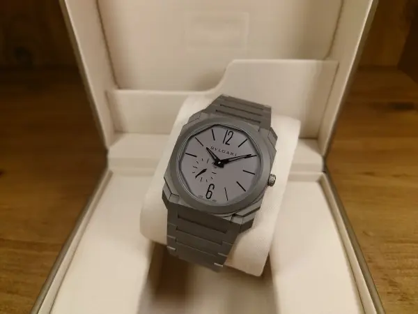 BULGARİ OCTO FİNİSSİMO EXTRA THİN