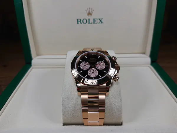 ROLEX DAYTONA SİYAH KADRAN (ROSE GOLD)
